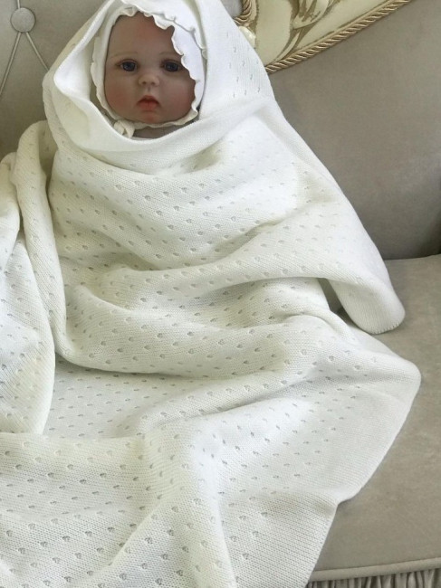 Детский вязаный плед Букет на подкладке, молочный